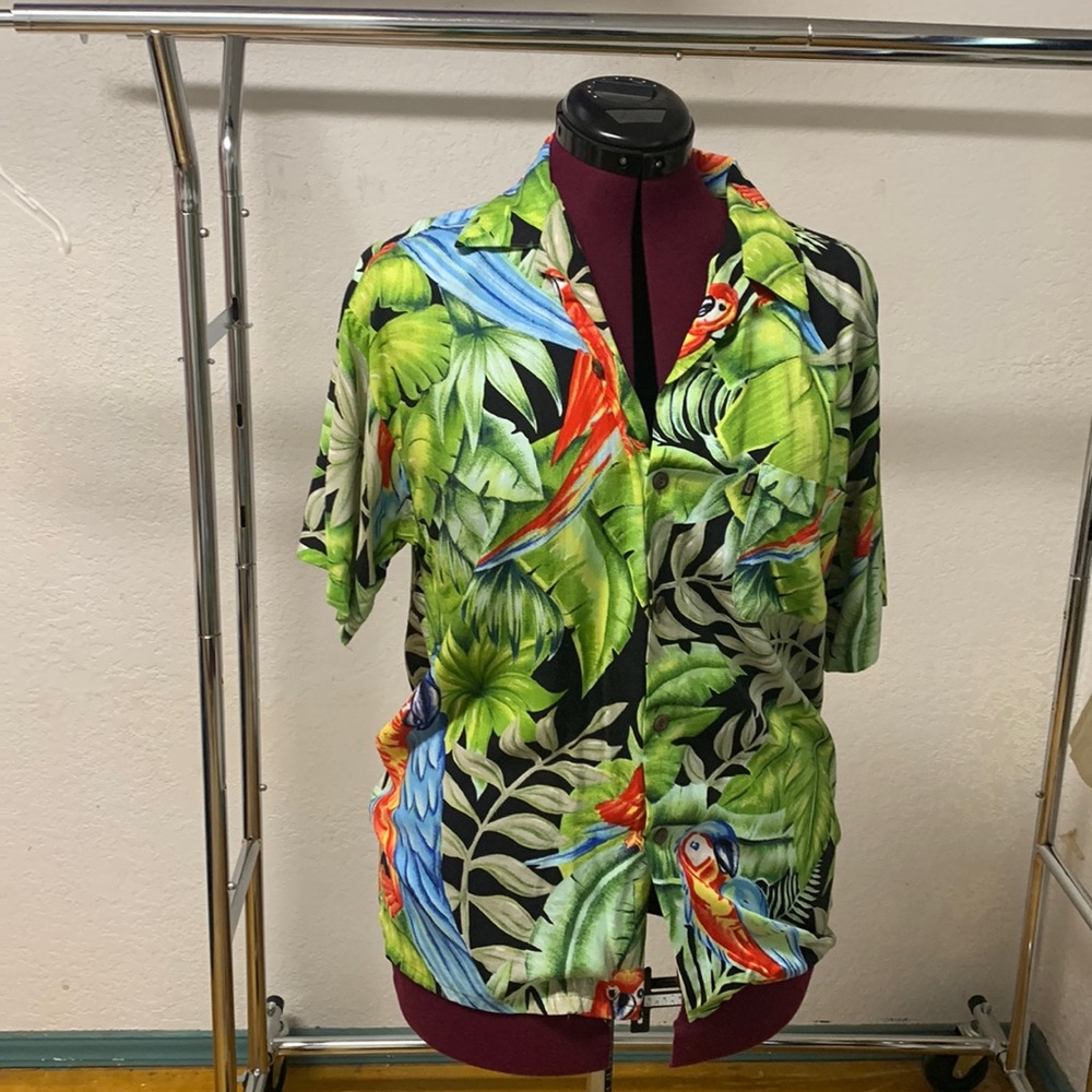 Pineapple Connections Parrot Hawaiian Blouse